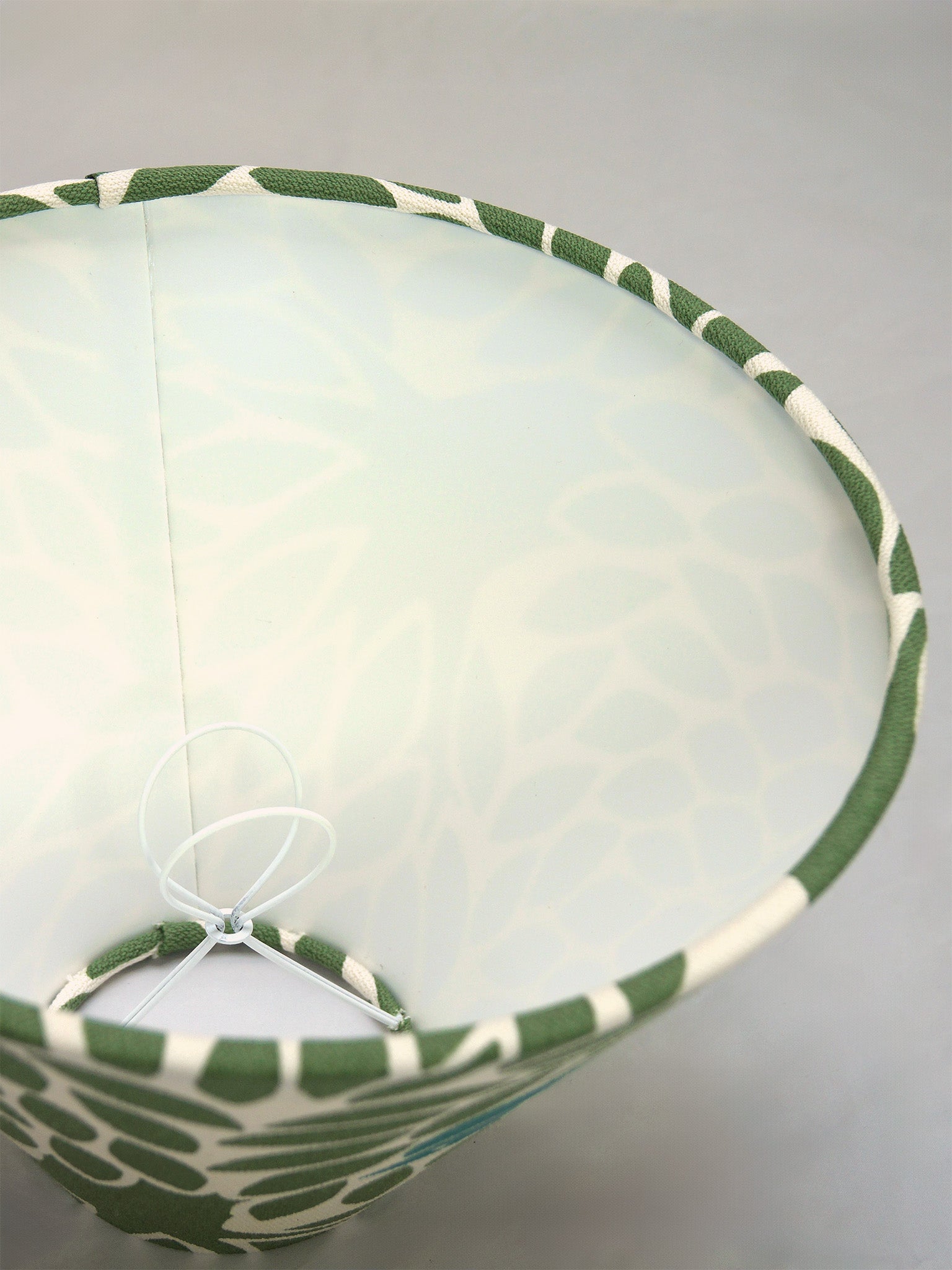 Lampshade – Gömställe